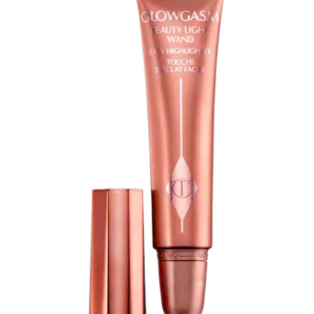 Charlotte Tillbury Beauty Highlighter Wand in Pinkgasm